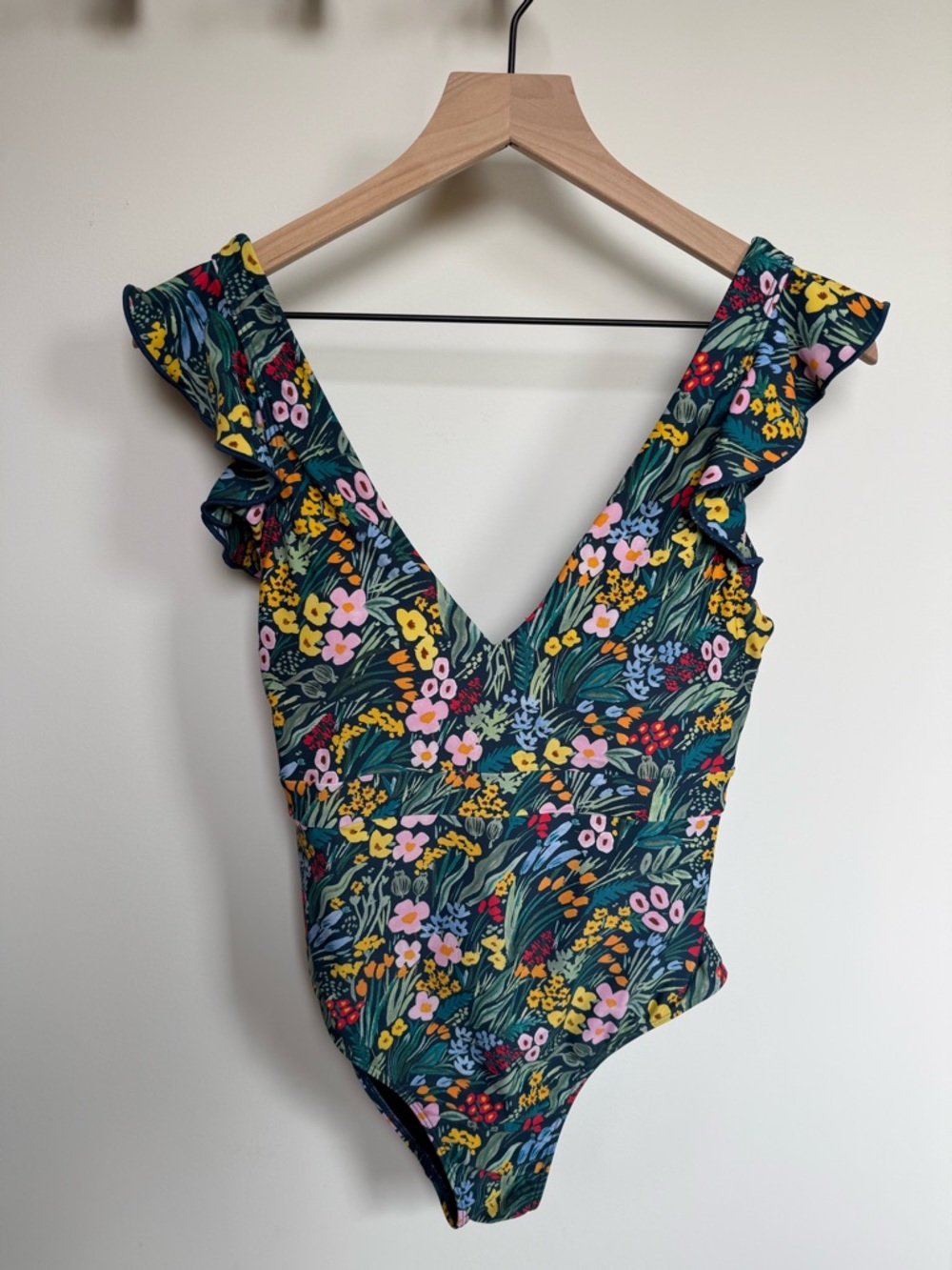 RARE Summersalt x Rifle Paper Co Garden Party Ruffle Backflip One-Piece Size 4